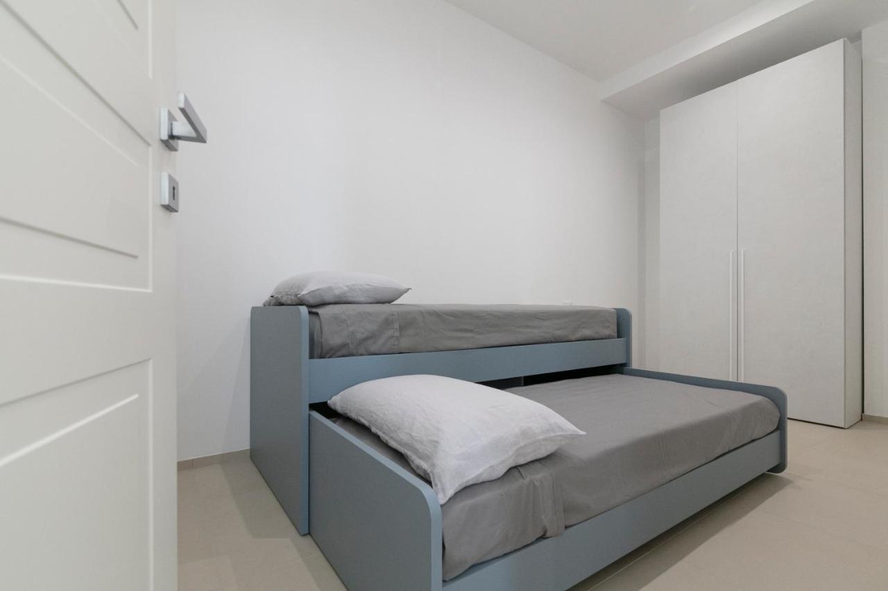 Stellaris Apartrooms แตร์โมลิ ภายนอก รูปภาพ